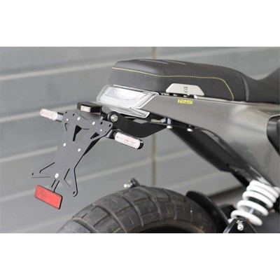 Bild von Kennzeichenhalter 401 Svart/Vitpilen