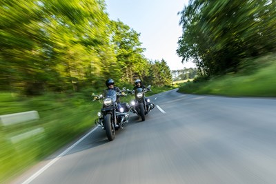 Bild von Schalthebelverlängerung vorne mit Trittbrett