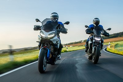 Bild von Sicherheits-Ölstopfen mit Peilstab