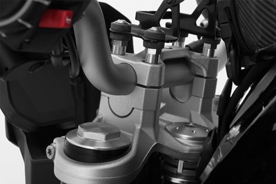 Bild von Spezialschrauben für Lenkererhöhung mit Navi