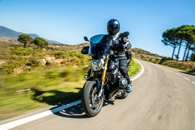 Bild von Wunderlich Beifahrer Sitzbank AKTIVKOMFORT mit Sitzheizung Smart Plug & Play