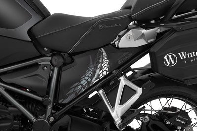 Bild von Wunderlich Rahmenverkleidung (mit Öffnung für Steckdose)