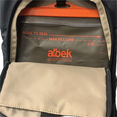 Bild von H2O- Hauler Four Trinkrucksack 2 l covert black