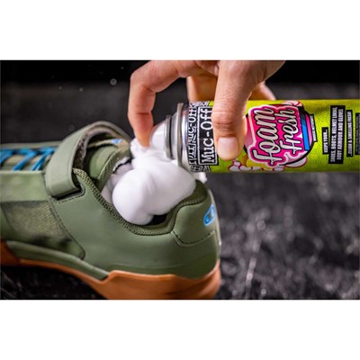 Bild von Helmet Foam Fresh Reinigungsspray 400ml