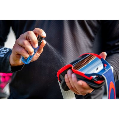 Bild von Helmet und Visor Cleaner Kit