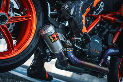 Bild von Akrapovic-Kit "Evolution Line"