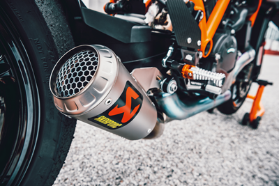Bild von Akrapovic-Kit "Evolution Line"