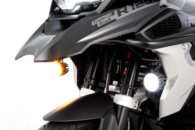 Bild von DAYRON® Integriertes LED Tagfahrlicht-/Blinkersystem