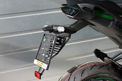 Bild von Nummernhalter Ninja 1000 SX 20-