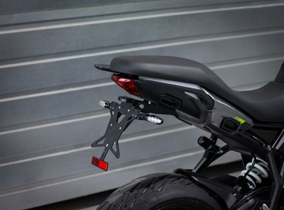 Bild von Nummernhalter Tiger Sport 800 25-