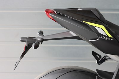 Bild von Nummernhalter Triumph