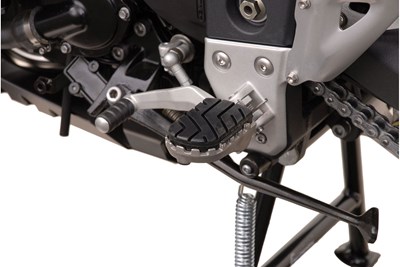 Bild von SW-Motech Fussrastenanlage