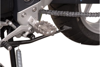 Bild von SW-Motech Fussrastenanlage