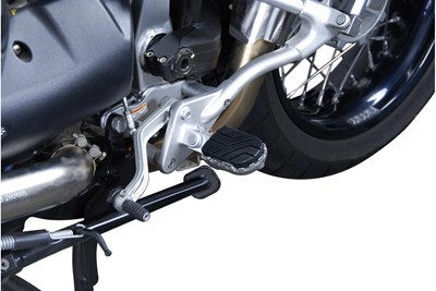 Bild von SW-Motech Fussrastenanlage