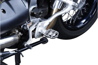 Bild von SW-Motech Fussrastenanlage