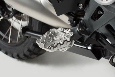 Bild von SW-Motech Fussrastenkit EVO