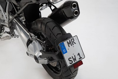 Bild von SW-Motech Kennzeichenträger