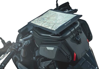 Bild von Tablet/ Smartphone Taschen und Adapter