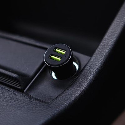Bild von USB Autoladegerät