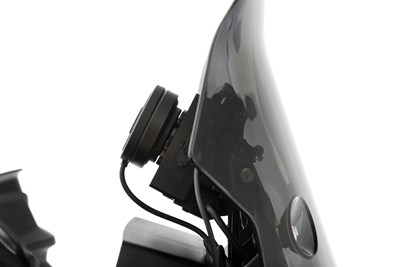 Bild von USB-Ladebox mit Anti Vibration Modul SPC+ und induktiver Ladefunktion